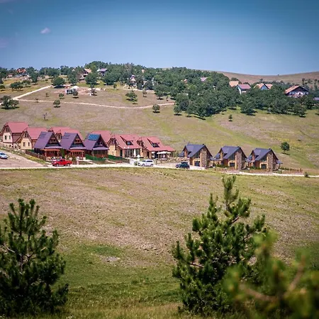 アパート The Crown *