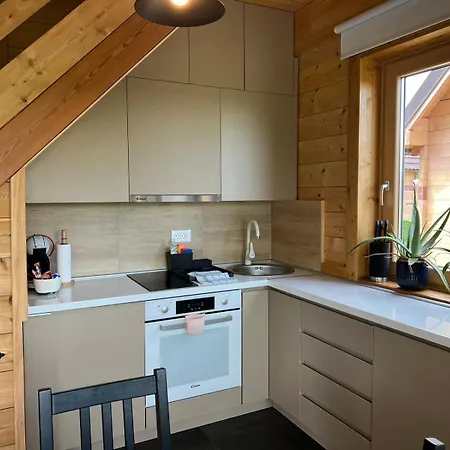 The Crown ズラティボール