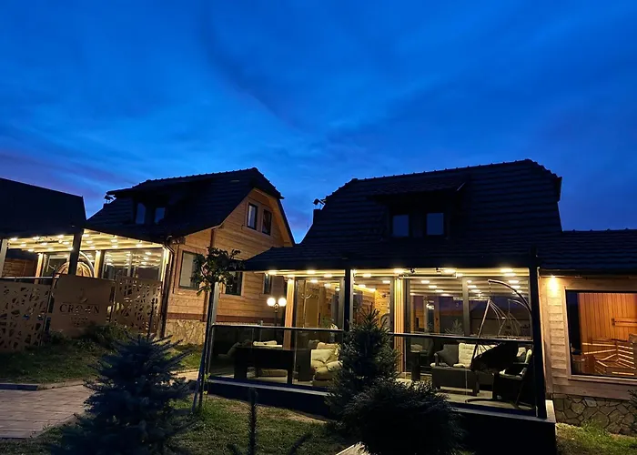 Apartament The Crown